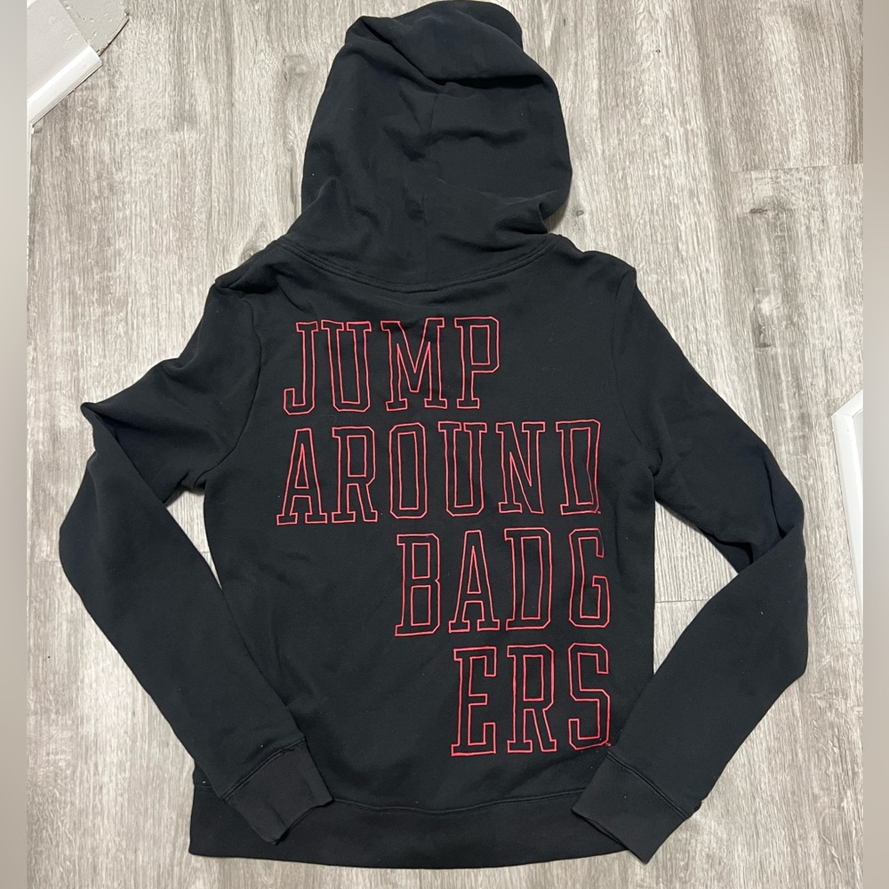 Pink - Wisconsin Badgers Full Zip 'Jump Around Badgers' black‎ hoodie, size L